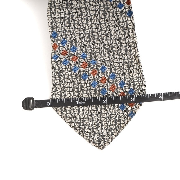 Unbranded Grey Geometric Pattern Silk W/small Blue and Brown Diamond Pattern Tie - Picture 2 of 6